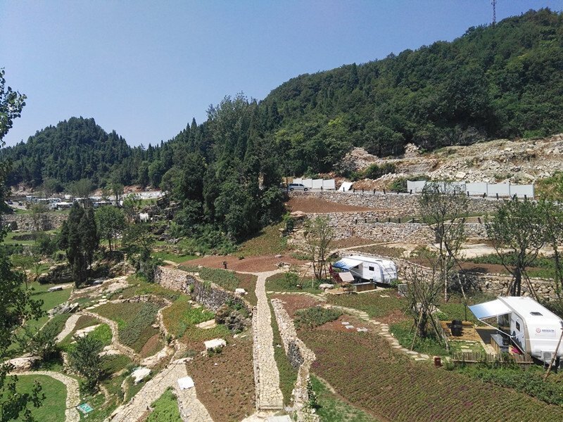 三峽房車露營(yíng)地除甲醛